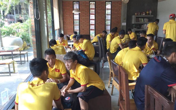 U.19 Việt Nam có hành trình gian nan đến Myanmar